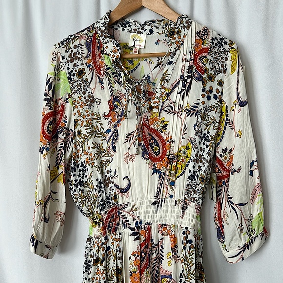 Fig and Flower NWT Boho Cream Floral 3/4 Sleeve Uneven Hem Dress **Size M** 🌸🌺 - Picture 3 of 5